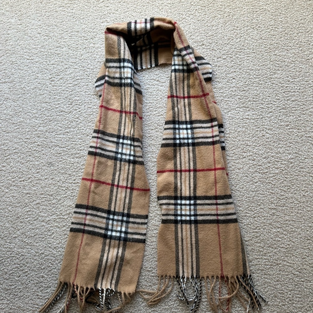 Cashmink by V FRAAS Beige and Red Plaid Scarf Made in Germany 100% Acrylic
